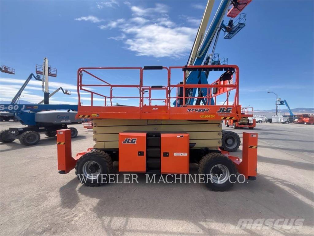 JLG RT4394 Podnośniki nożycowe