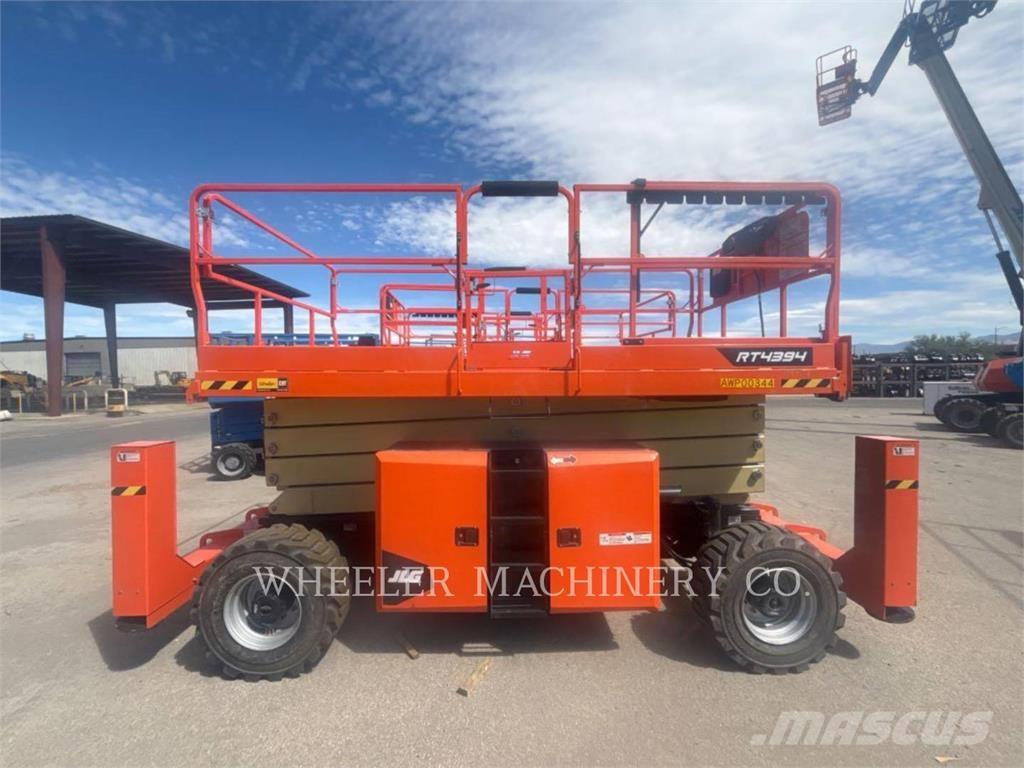 JLG RT4394 Podnośniki nożycowe