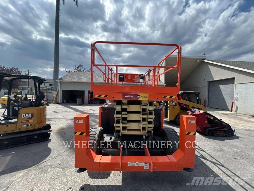 JLG RT4394 Podnośniki nożycowe