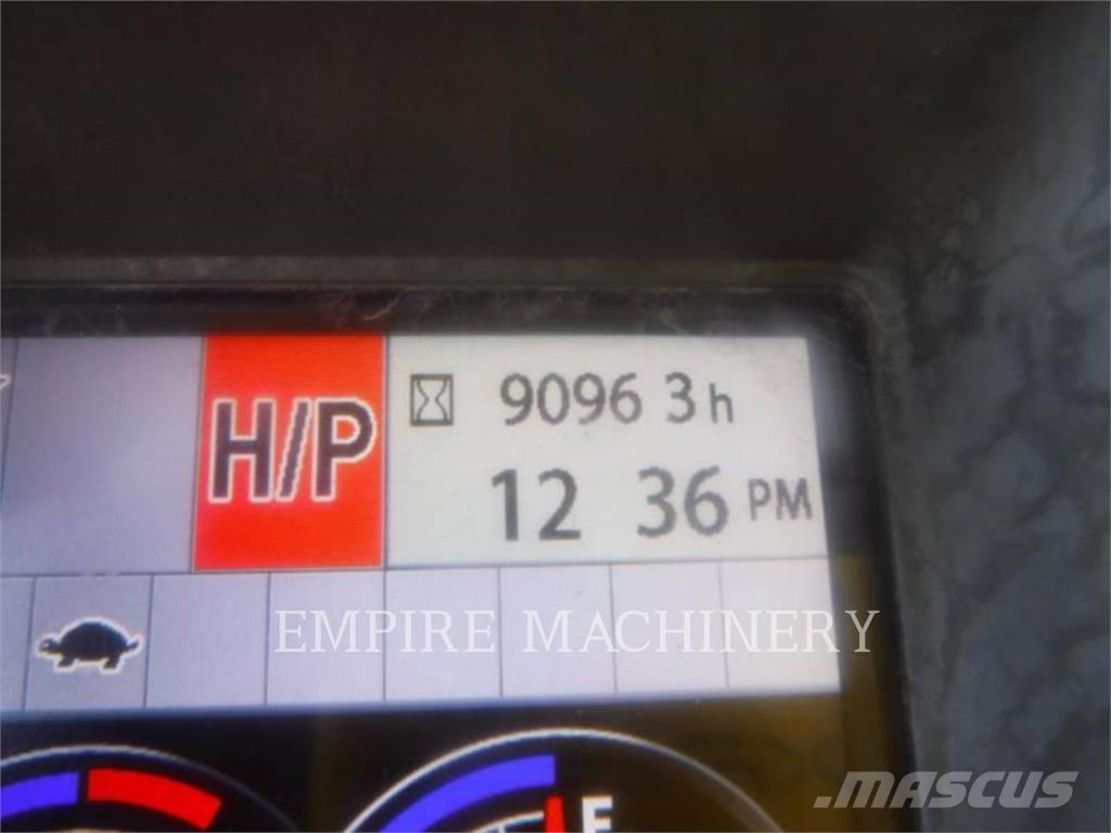 John Deere 135G Koparki gąsienicowe