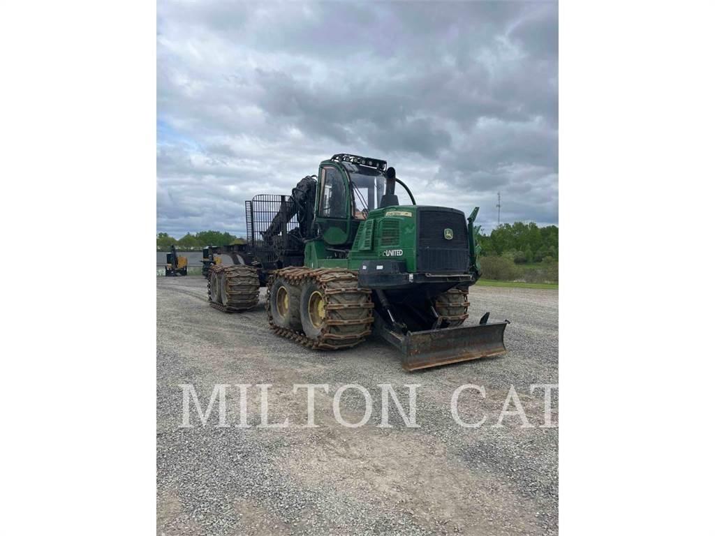 John Deere 1910G Forwardery