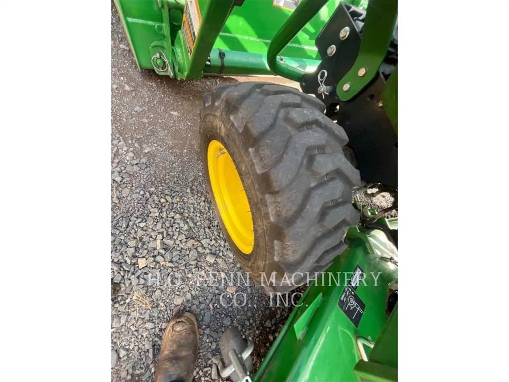 John Deere 2025R Ciągniki rolnicze