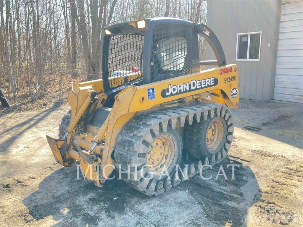 John Deere 240 Ładowarki burtowe