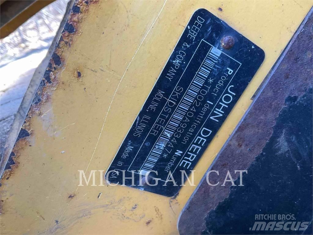 John Deere 240 Ładowarki burtowe