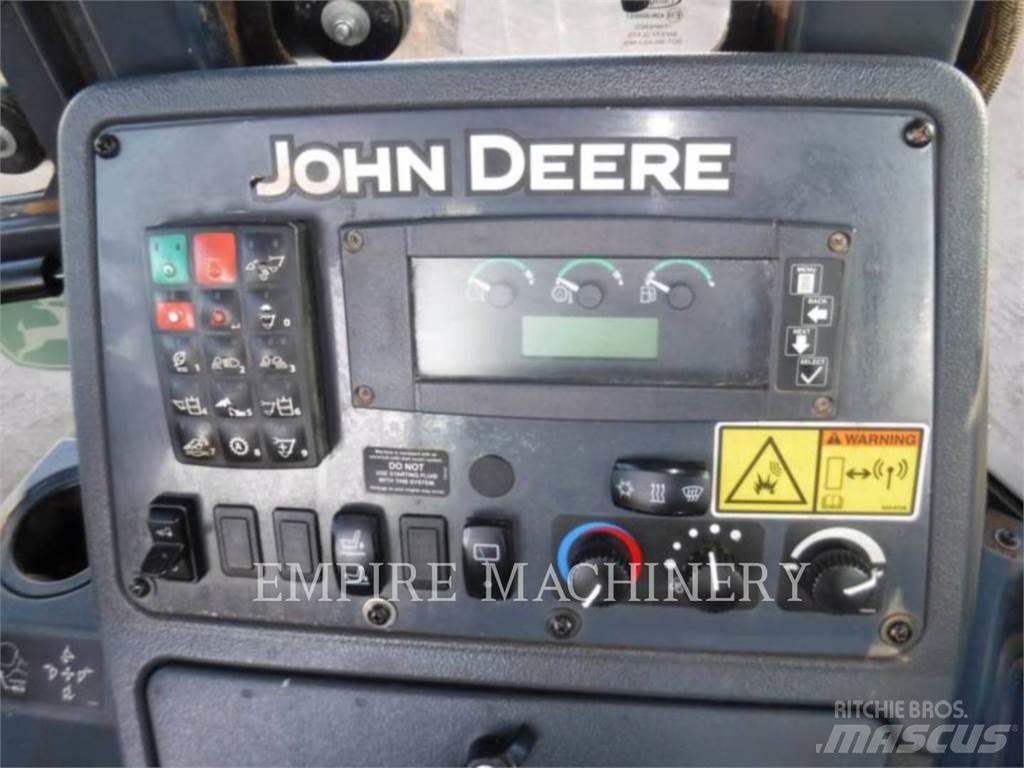 John Deere 410L Koparko-ładowarki
