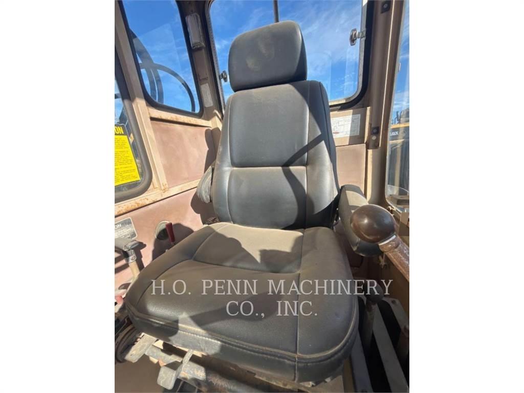 John Deere 595 Koparki gąsienicowe