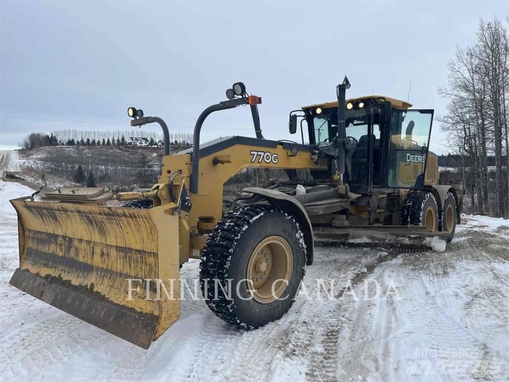 John Deere 770G Równiarki