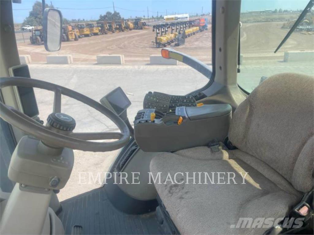 John Deere 8320R Ciągniki rolnicze