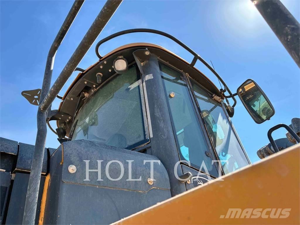 John Deere 844K III Ładowarki kołowe