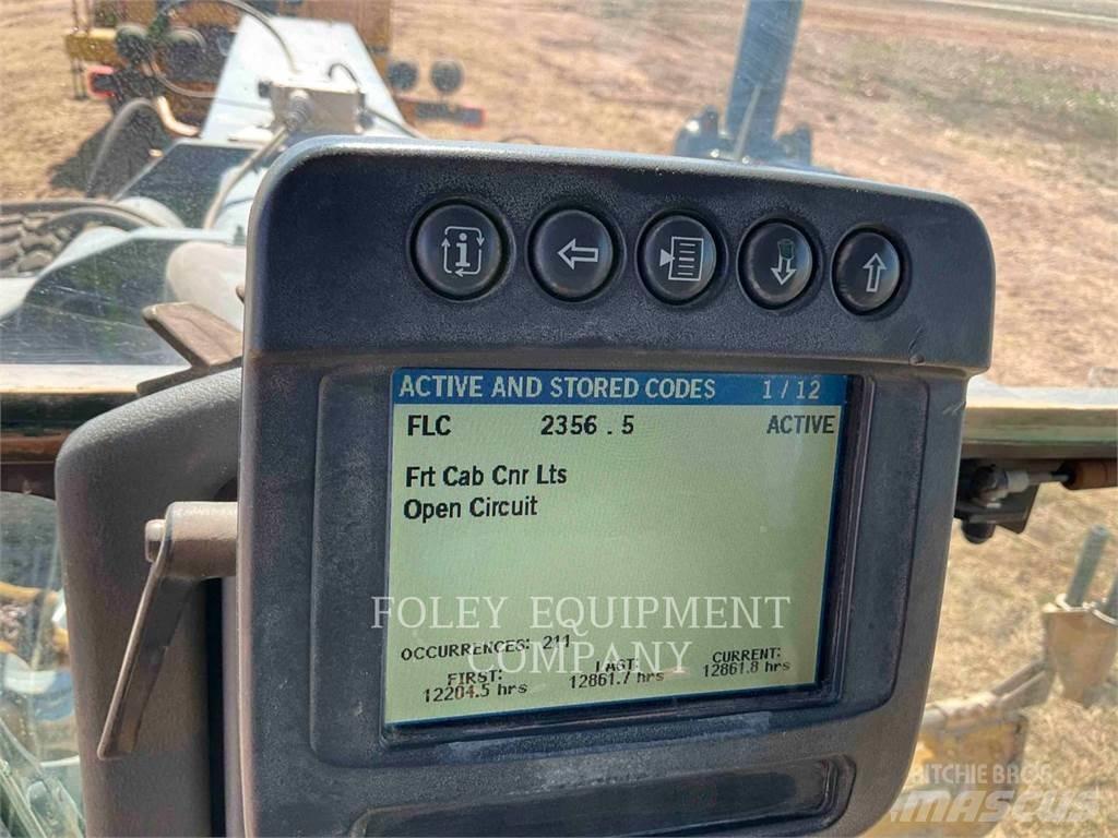 John Deere 872G Równiarki