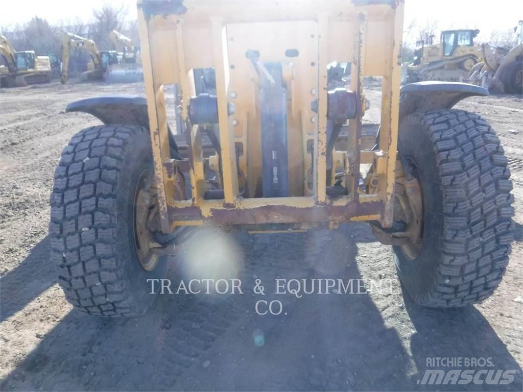 John Deere 872GP Równiarki