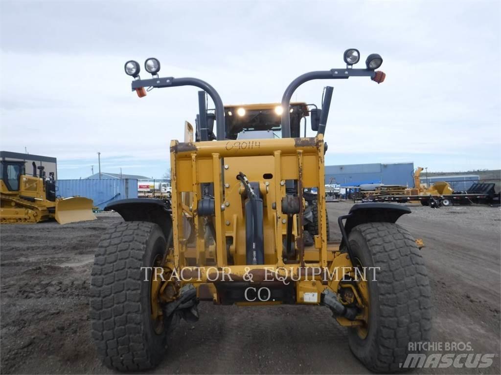 John Deere 872GP Równiarki