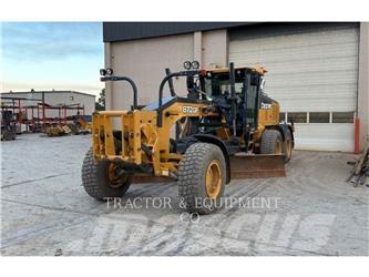 John Deere 872GP Równiarki