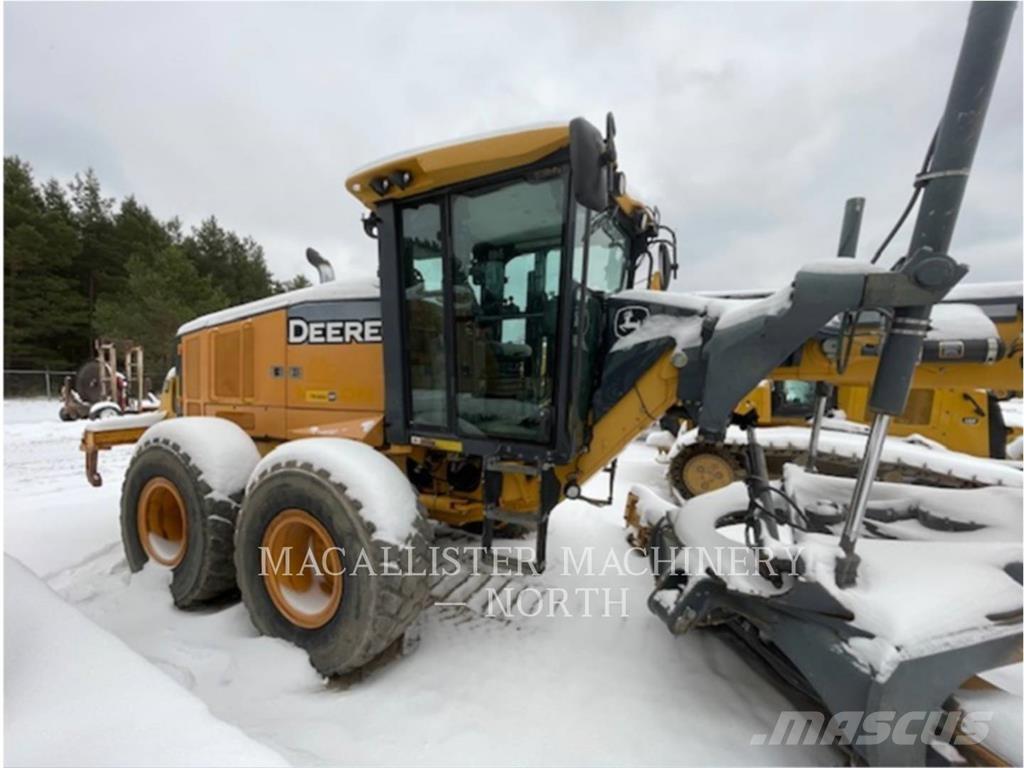 John Deere 872GP Równiarki