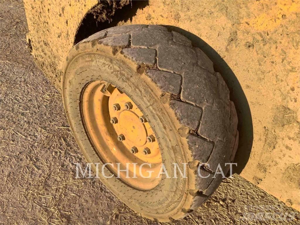 John Deere & CO. 318G Ładowarki burtowe