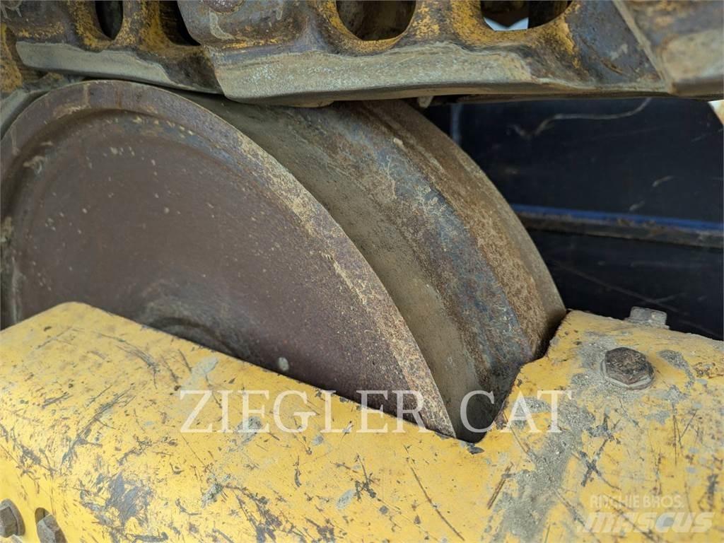 John Deere & CO. 700K Spycharki gąsienicowe