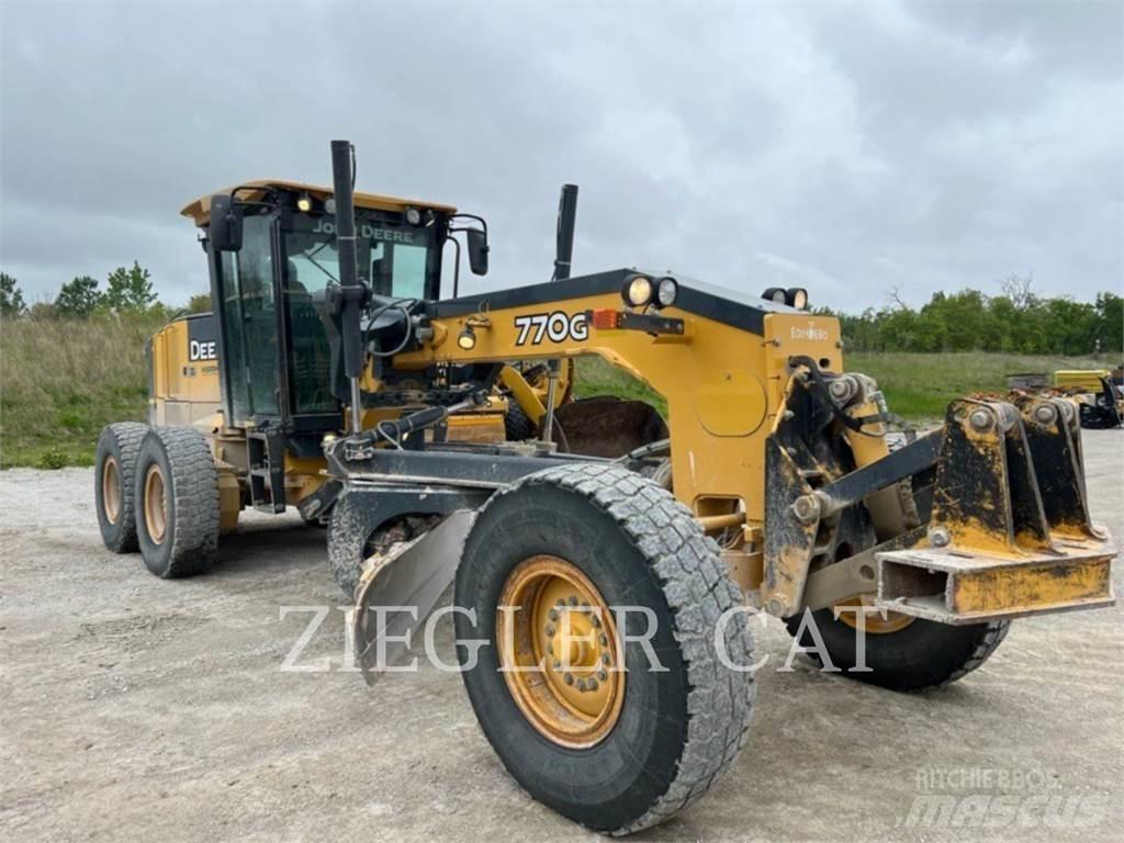 John Deere & CO. 770 G Równiarki