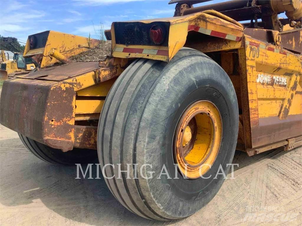 John Deere & CO. 862 Skrobaki