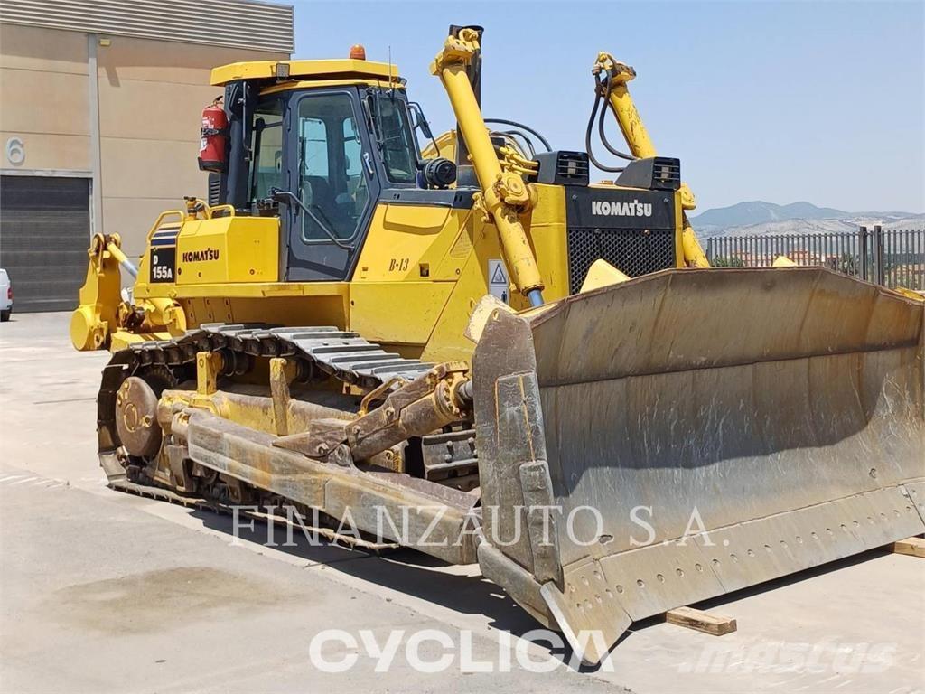 Komatsu D155 Spycharki gąsienicowe