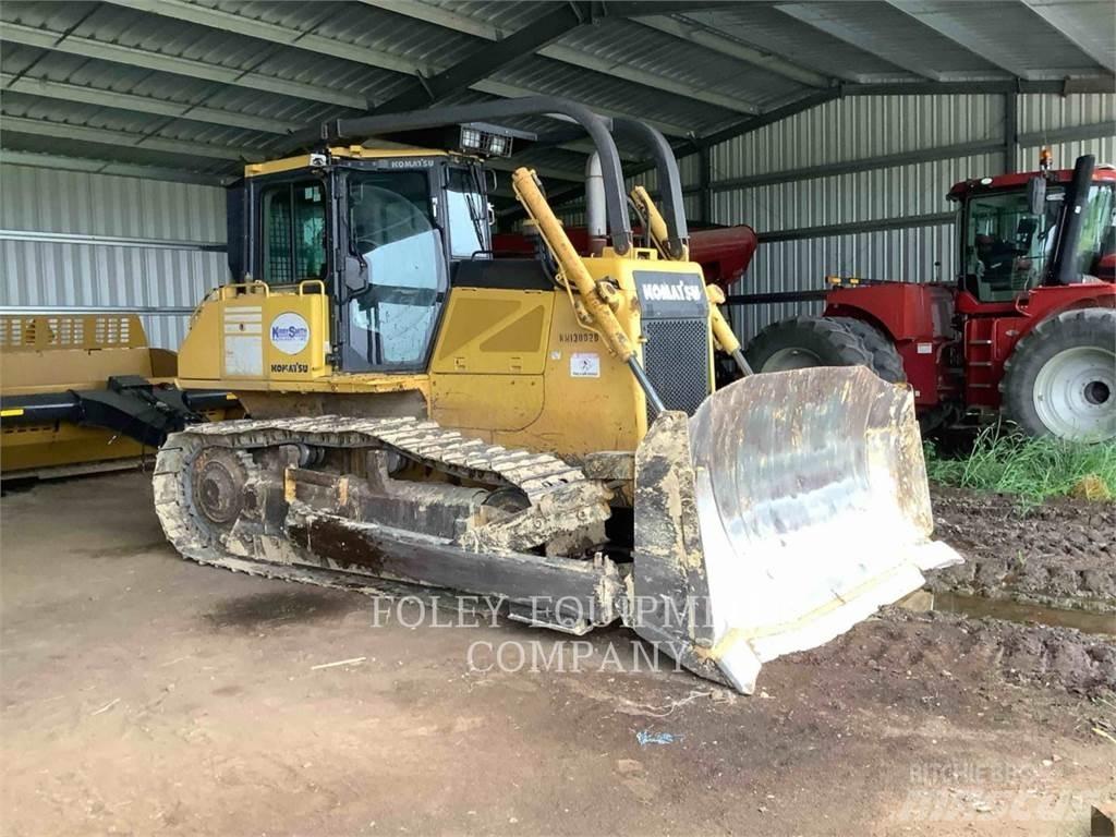 Komatsu D65EX17 Spycharki gąsienicowe