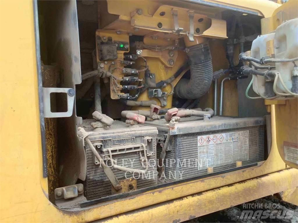Komatsu D85EXI Spycharki gąsienicowe