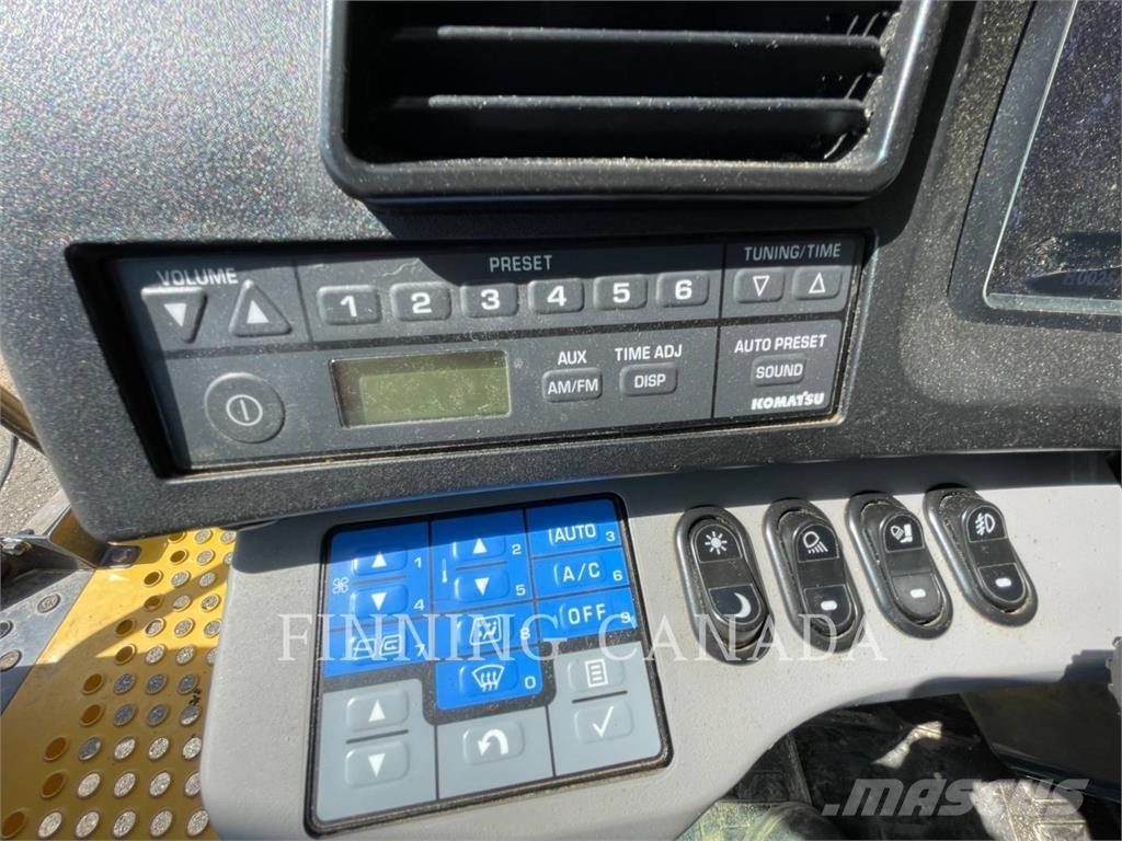 Komatsu HD605-8 Wozidła przegubowe