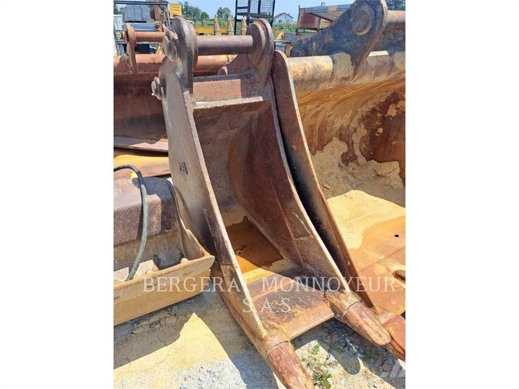Komatsu PC210LC Koparki gąsienicowe