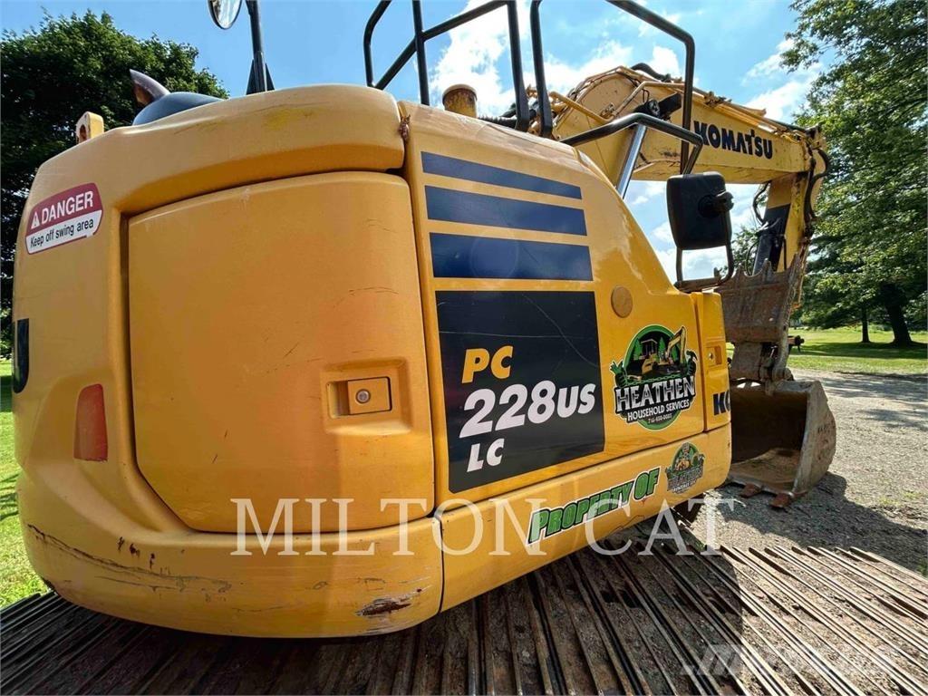 Komatsu PC228USLC-10 Koparki gąsienicowe