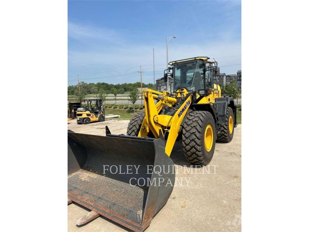 Komatsu WA200-8 Ładowarki kołowe