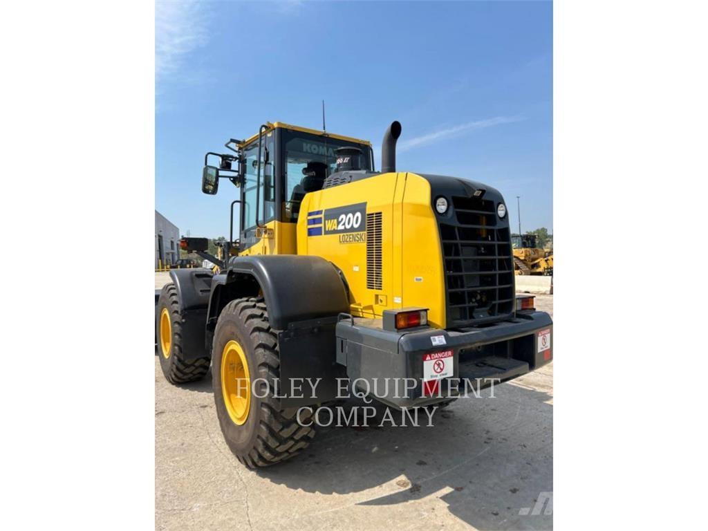 Komatsu WA200-8 Ładowarki kołowe