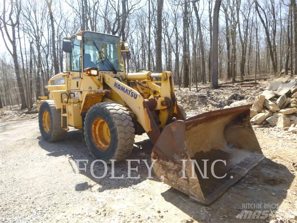 Komatsu WA250-5 Ładowarki kołowe