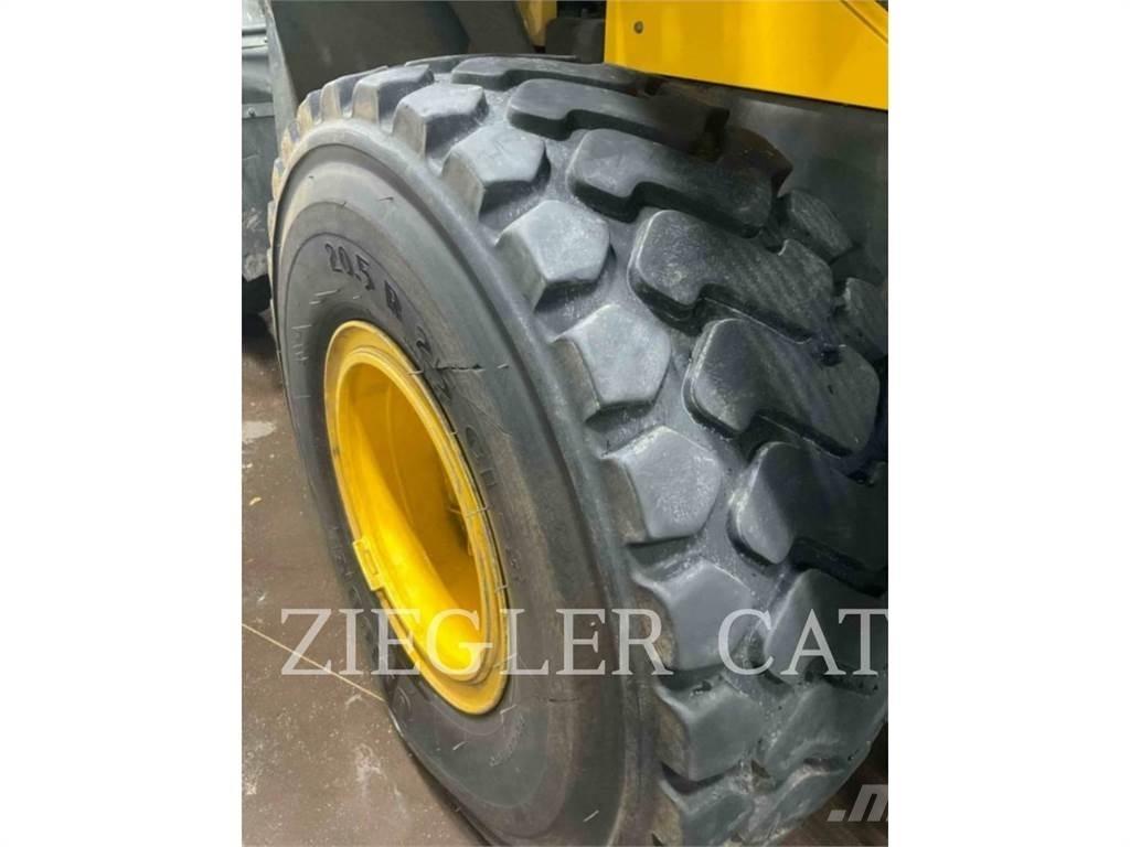 Komatsu WA320 Ładowarki kołowe