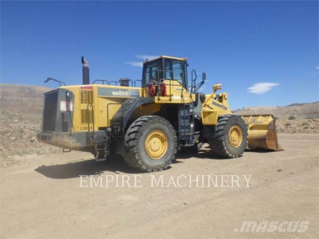 Komatsu WA600-6 Ładowarki kołowe