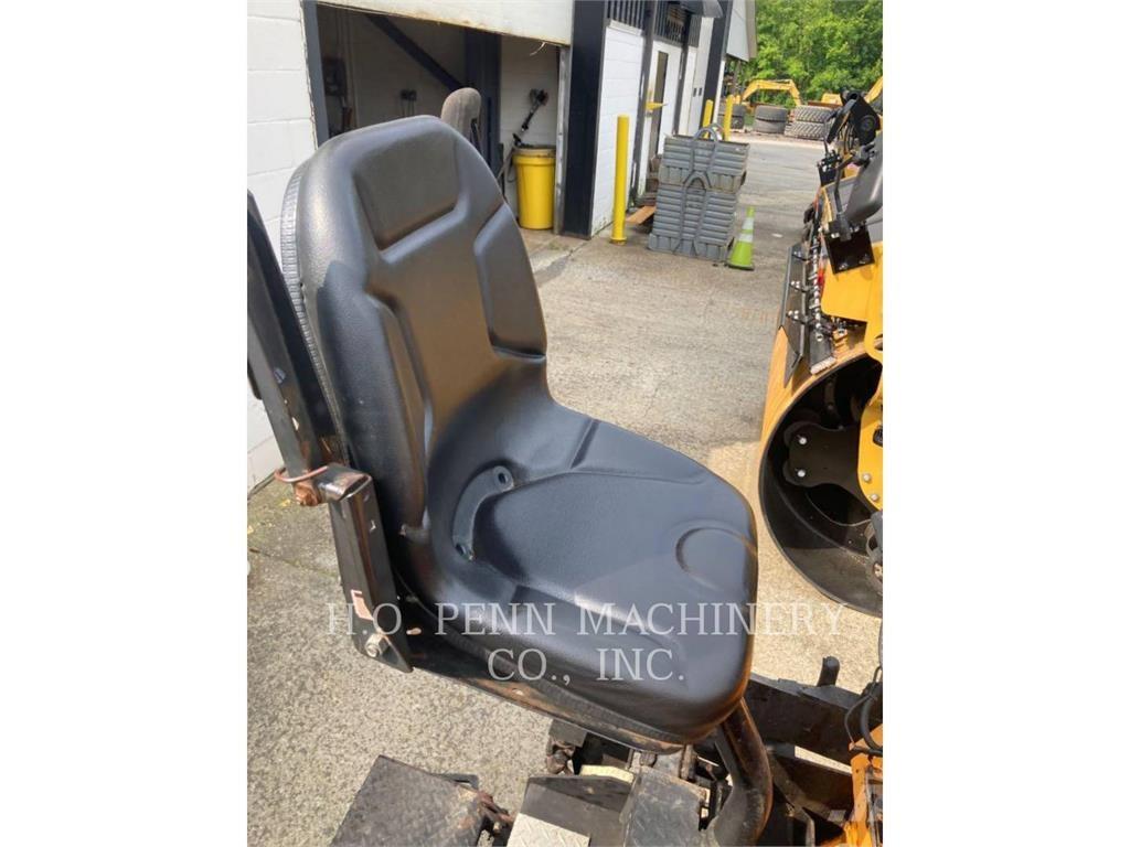 LeeBoy 8515 Rozściełacze do asfaltu