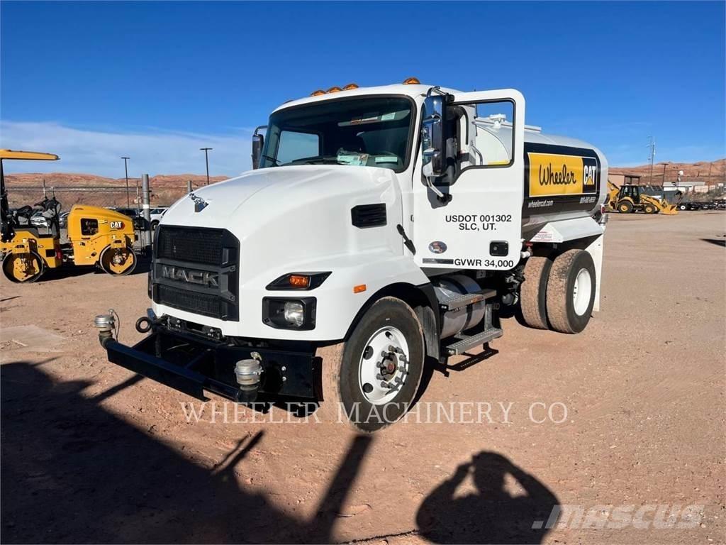 Mack WT2000 A Cysterna