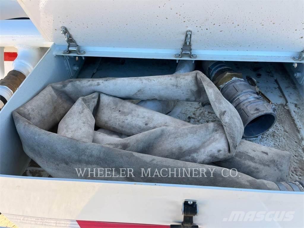 Mack WT2000 A Cysterna