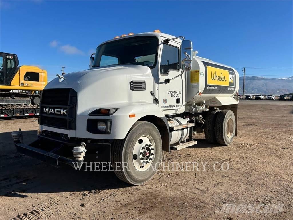 Mack WT2000 A Cysterna