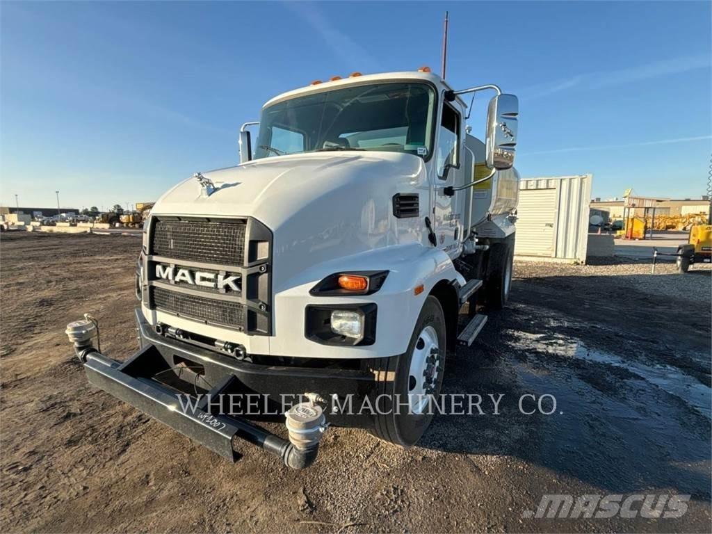 Mack WT2000 A Cysterna