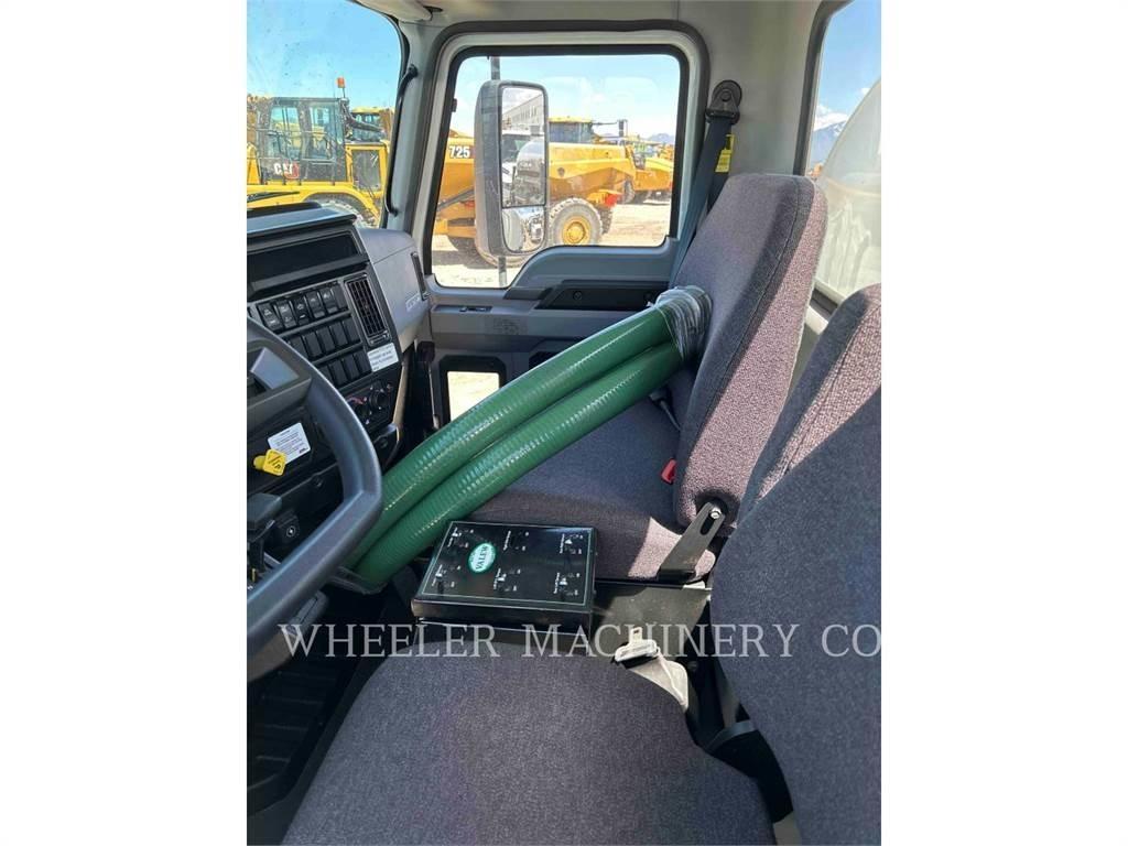 Mack WT2000 A Cysterna