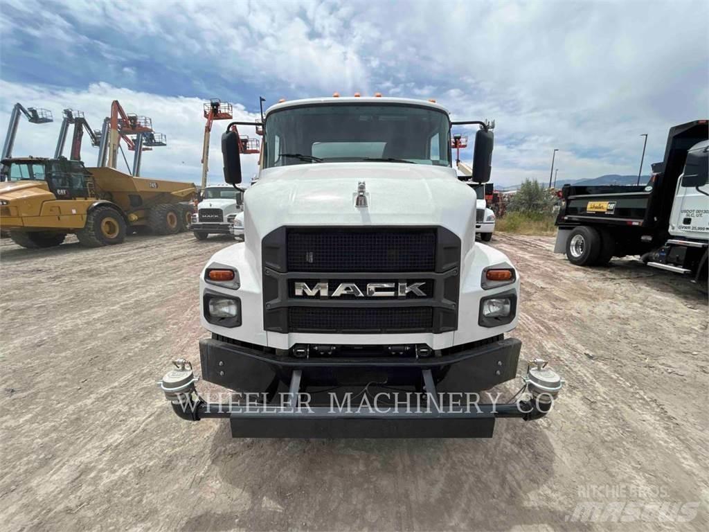 Mack WT2000 A Cysterna
