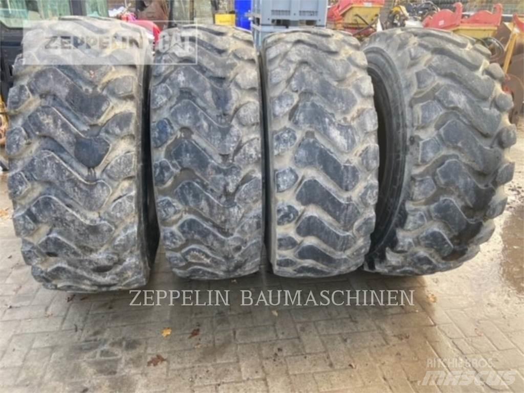 Michelin 4X 20.5R25XHA Opony, koła i felgi
