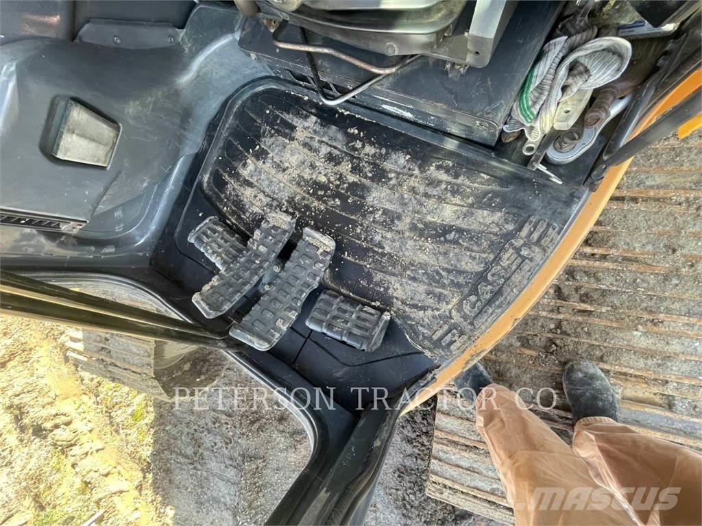 New Holland CX225 Koparki gąsienicowe