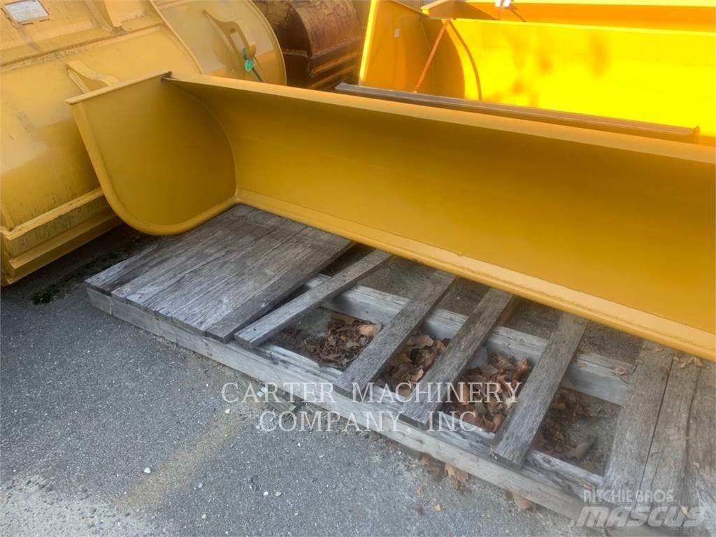 Protec SNOW TURF PUSHER Pługi wirnikowe