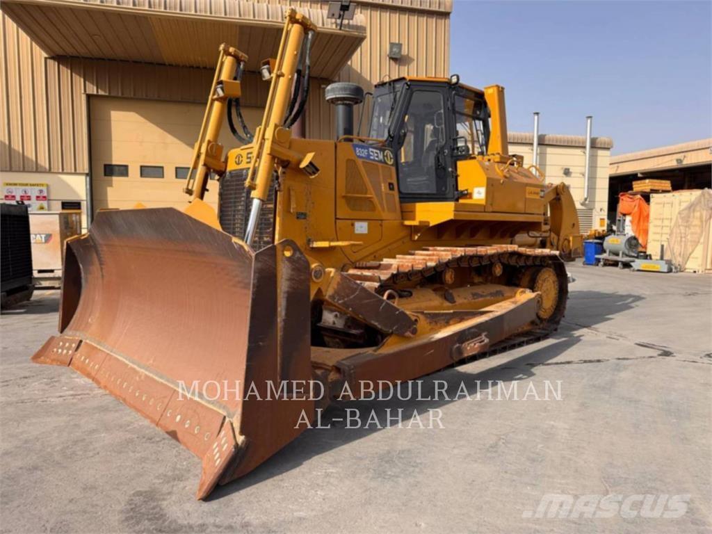 SEM MACHINERY SEM 832F Spycharki gąsienicowe