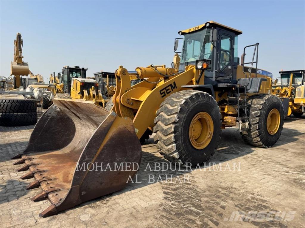 SEM MACHINERY SEM660D Ładowarki kołowe