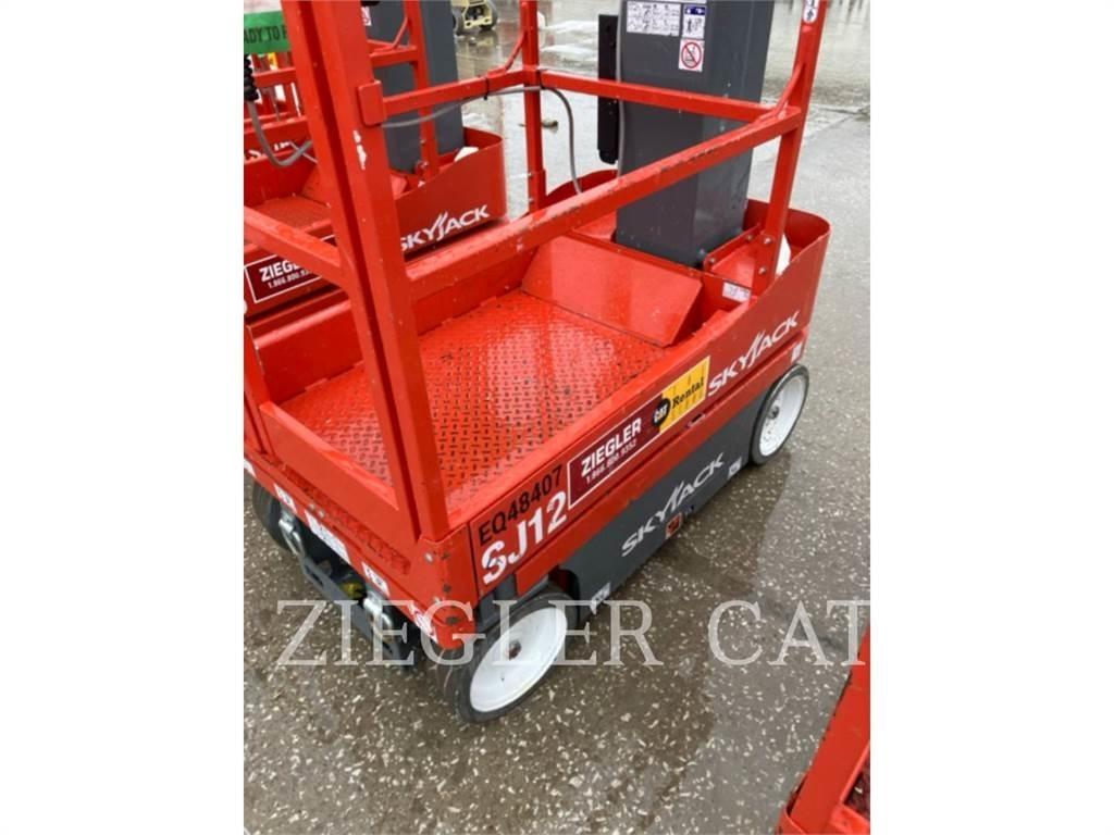 Skyjack SJ12 Podnośniki nożycowe