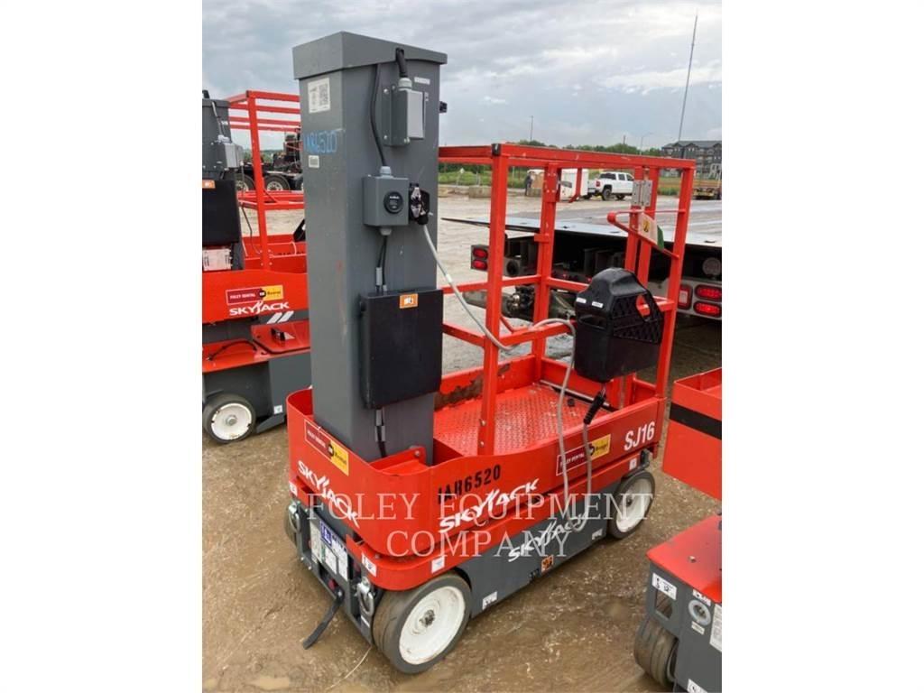 Skyjack SJ16 Podnośniki nożycowe