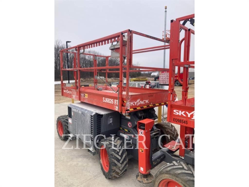 Skyjack SJ6826RT Podnośniki nożycowe