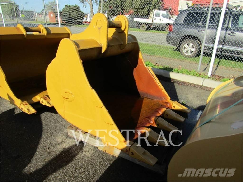Strickland MFG. 320E Łyżki do ładowarek