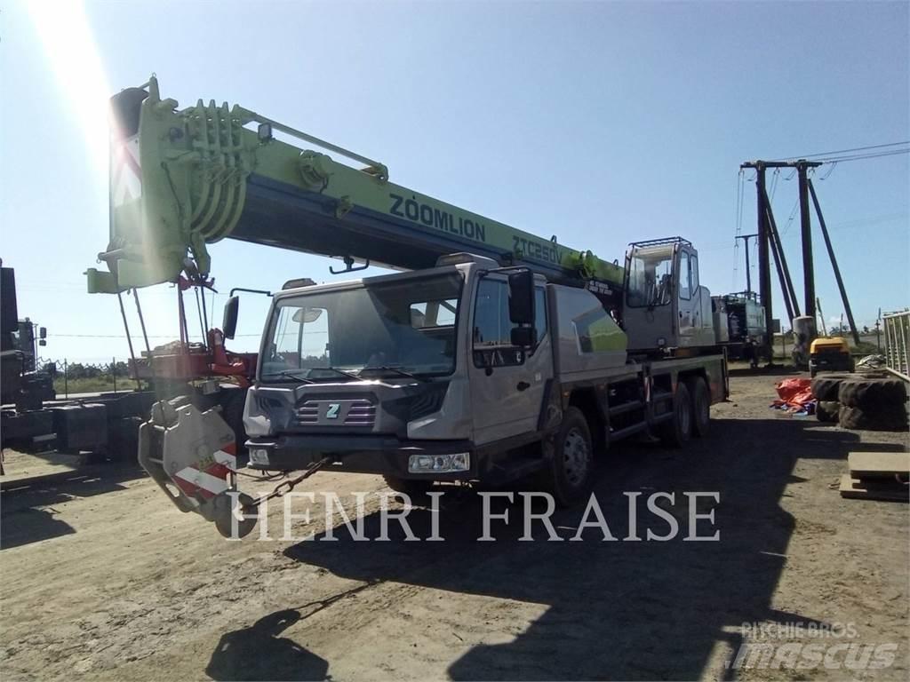 Zoomlion ZTC250V31 Żurawie szosowo-terenowe